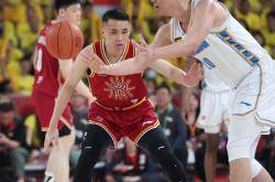 开云APP-包含青岛男篮迎战北京队，一场硬仗即将上演的词条