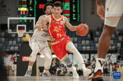 开云体育平台APP-浙江男篮在比赛中大放异彩，引人瞩目