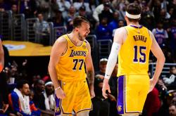 开云在线直播-尼克斯险胜爵士，波尔津吉斯关键制胜