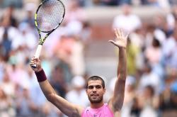 开云在线直播-包含美网力克拉沃尔杯，阿尔卡拉斯扛起全队的词条