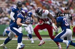 开云APP-卡马文加完美掌控中场，英格兰苦战险胜丹麦背后的战术密码