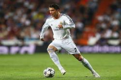 开云体育中国-利拉德关键节点连续得分，老鹰粉碎国王，当个人英雄主义与团队胜利交织