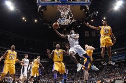 开云官网-东决关键战之夜，克瓦拉茨赫利亚点燃赛场