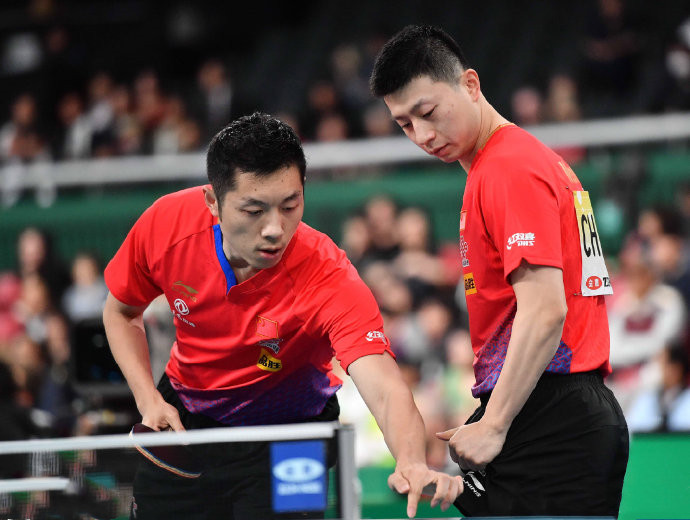 奥地利队横扫中国队,许昕统治全场 奥地利队横扫中国队,许昕统治全场