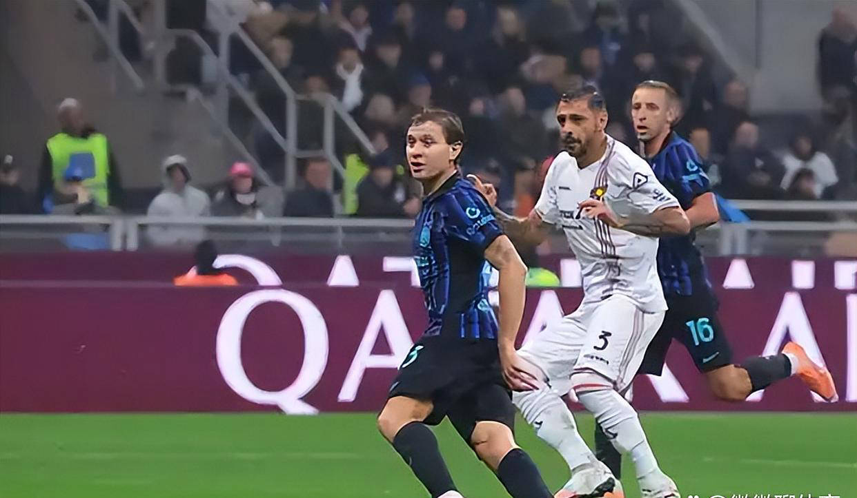 尤文图斯客场逆转那不勒斯，继续领跑