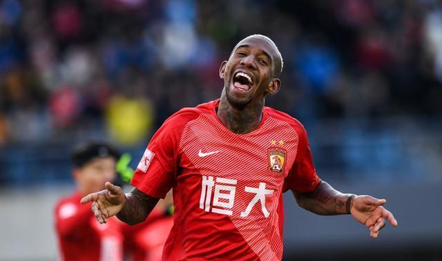 关于恒大主场大胜泰达,稳固积分榜首位的信息 关于恒大主场大胜泰达,稳固积分榜首位的信息