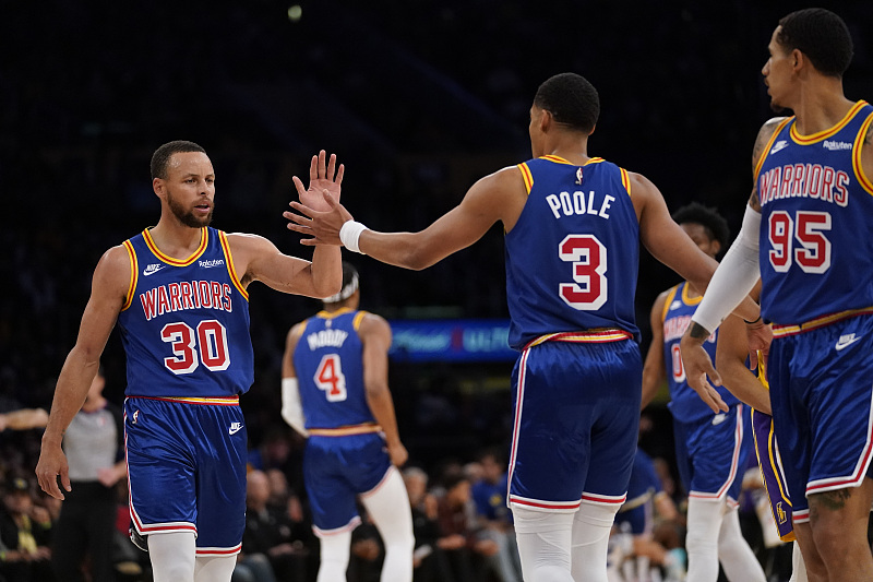 包含尤文图斯中场受伤披挂,全队战术调整的词条 包含尤文图斯中场受伤披挂,全队战术调整的词条