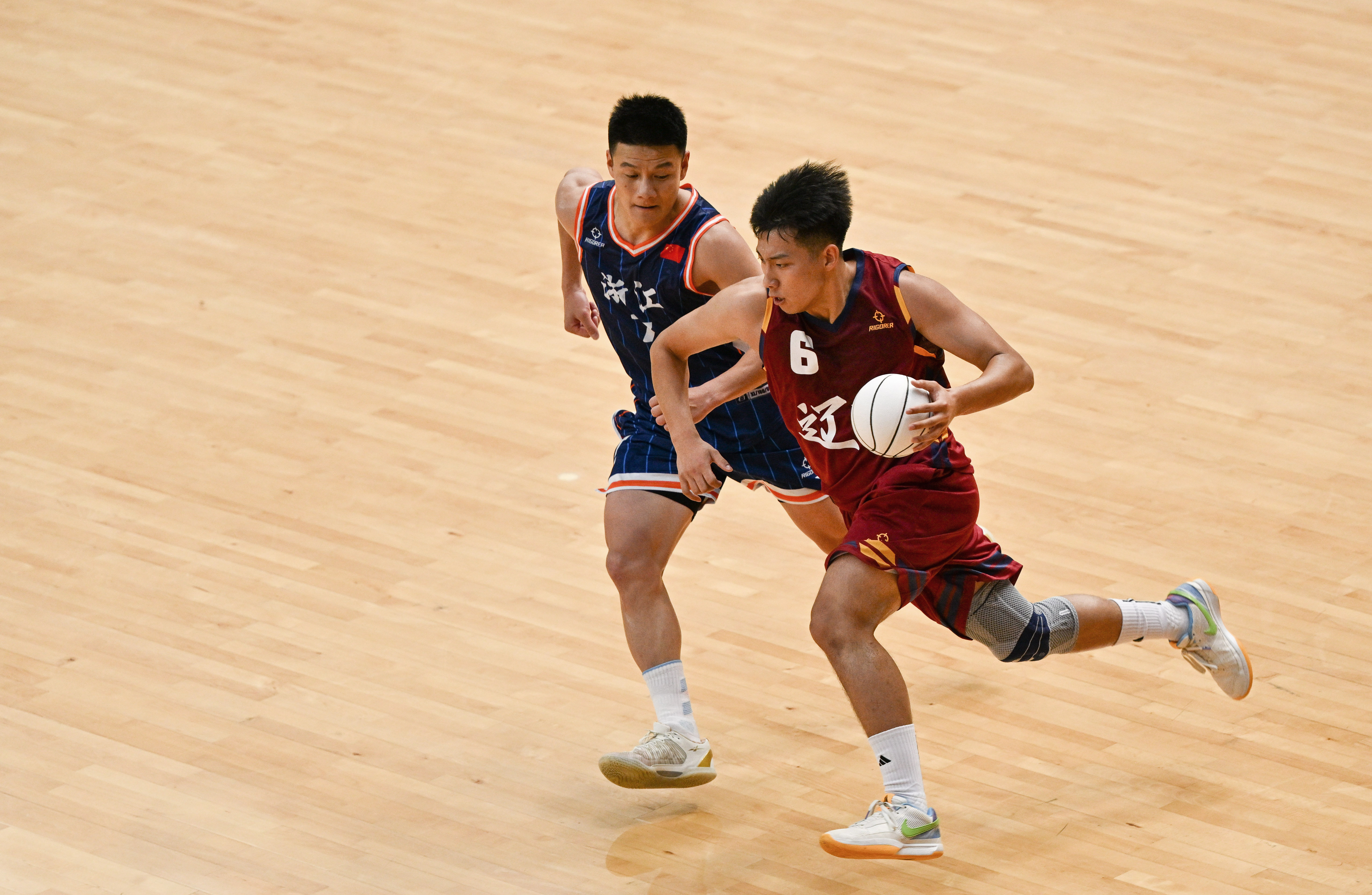 关于极具看点的体育盛事，赛场上精彩纷呈的信息