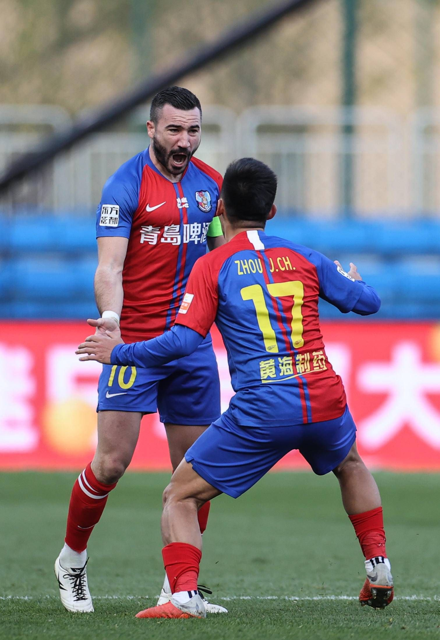 包含塞维利亚中场大将累黄停，球队战术将调整的词条