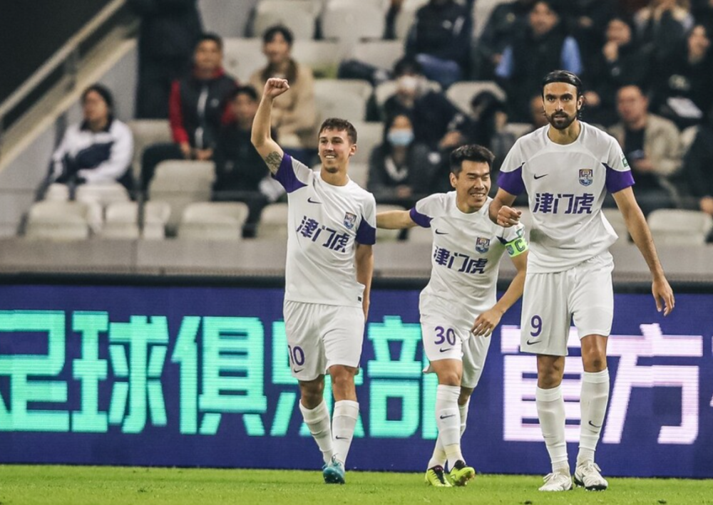 热那亚遭遇逆转，惨遭意甲升班马击败的简单介绍