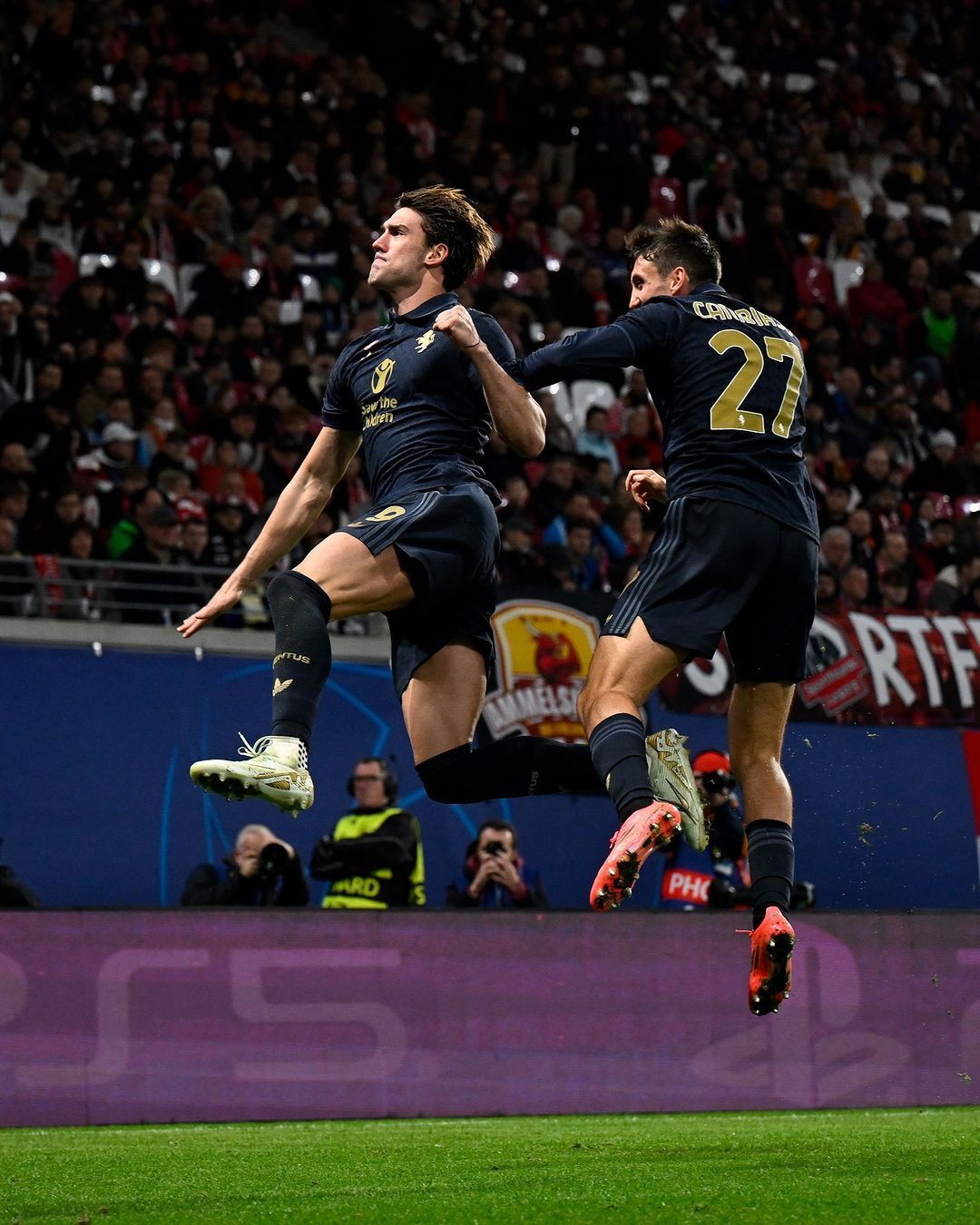 阿贾克斯再胜尤文图斯，意外晋级欧冠决赛！