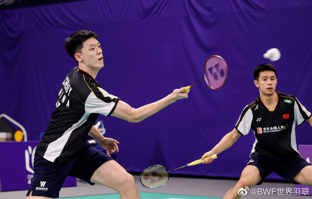 关于印尼羽毛球队鏖战英格兰羽毛球队，马琳三分雨点燃全场的信息