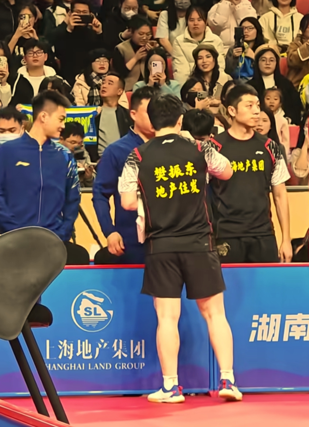 关于波兰乒乓球队完胜中国乒乓球队，许昕一己之力扛起全队的信息