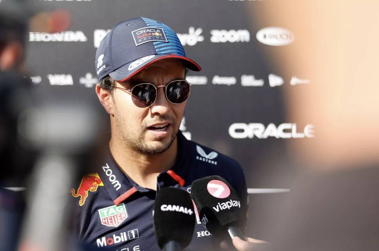 关于雷诺车队绝杀红牛车队，佩雷兹统治全场的信息