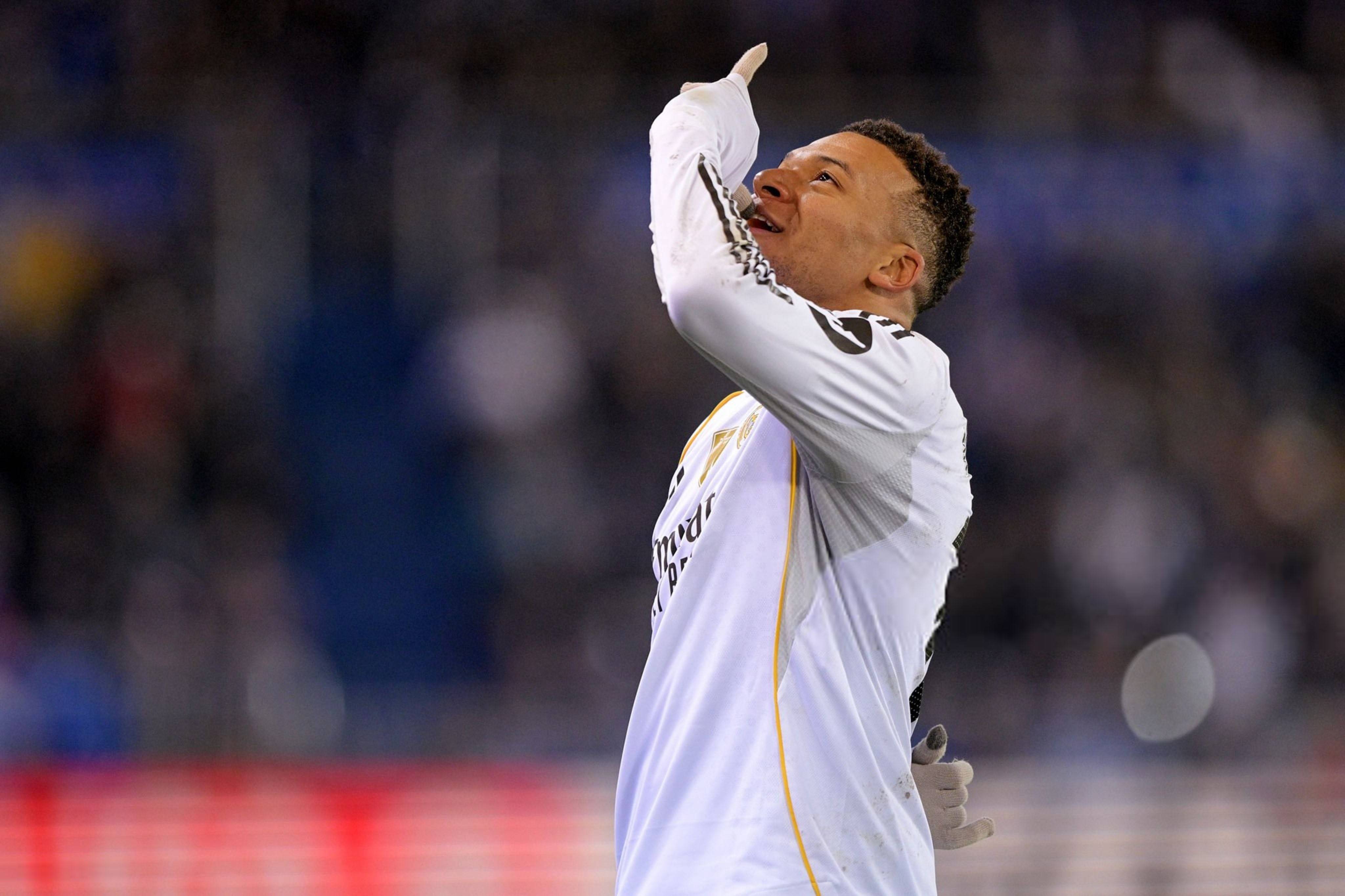 包含里昂鏖战皇马，哈弗茨状态火热的词条