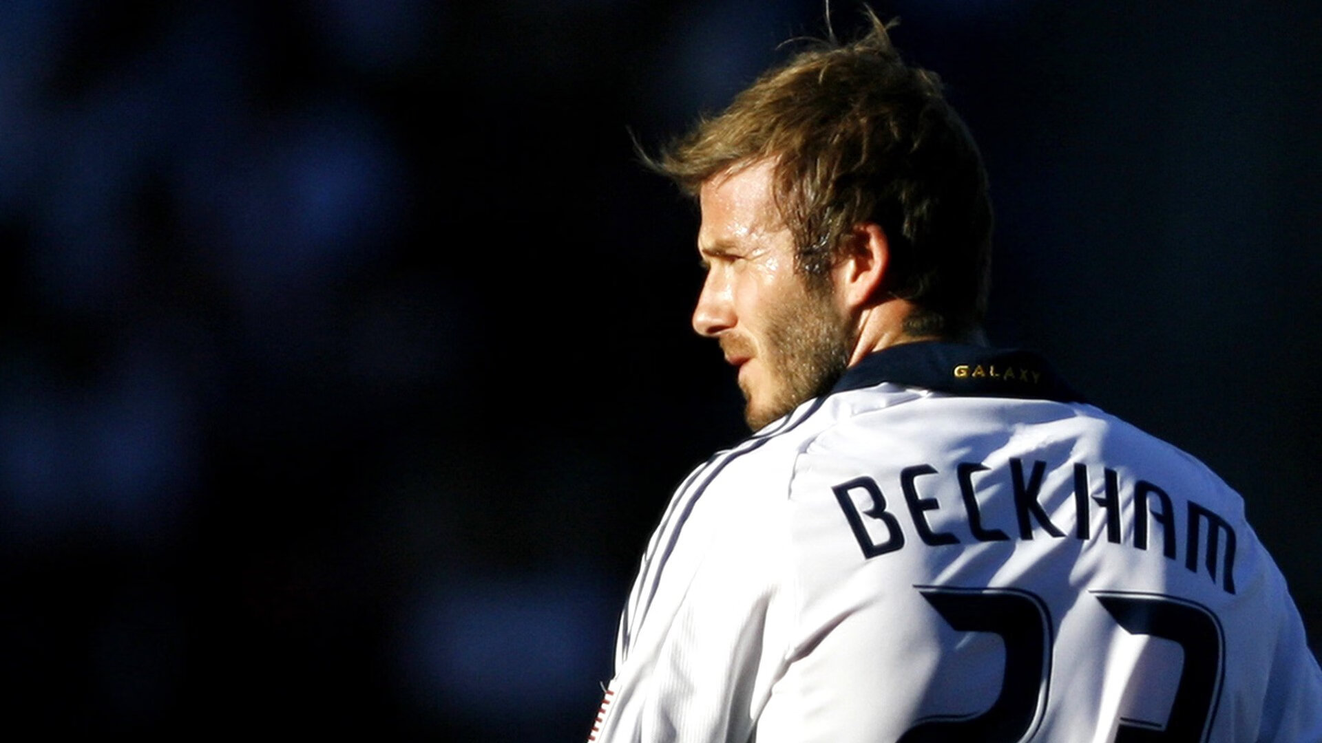 伦纳德完美发挥,骑士主场力克独行侠