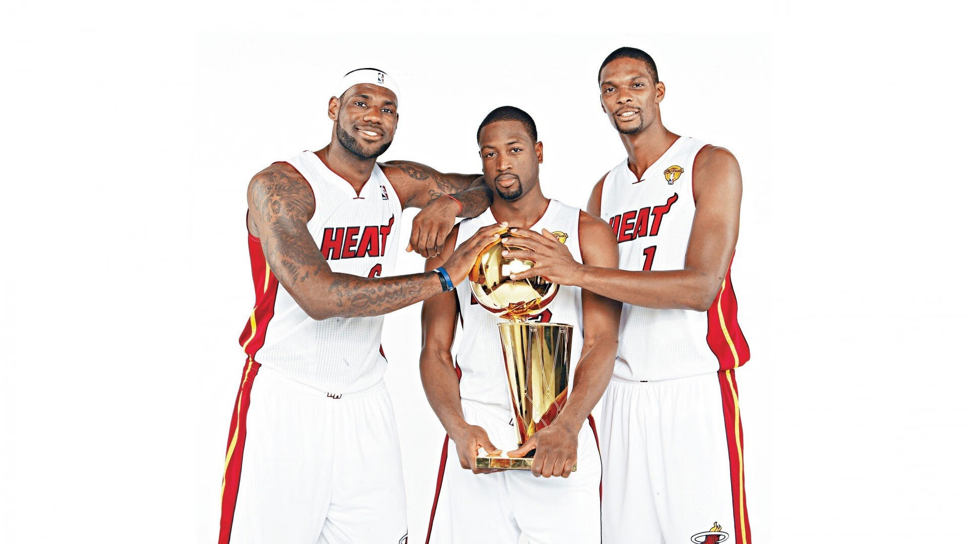 欧冠半决赛之夜，孙兴慜完成里程碑